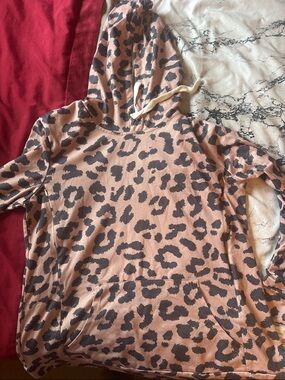 Leopard Print nursing Hooded Pullover